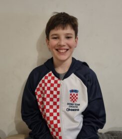 <?php the_title(); ?>